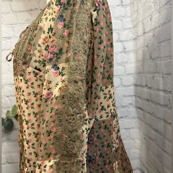 The rustic rack Floral Boho Sheer Long Sleeve Patchwork print tunic blouse - Picture 4 of 7